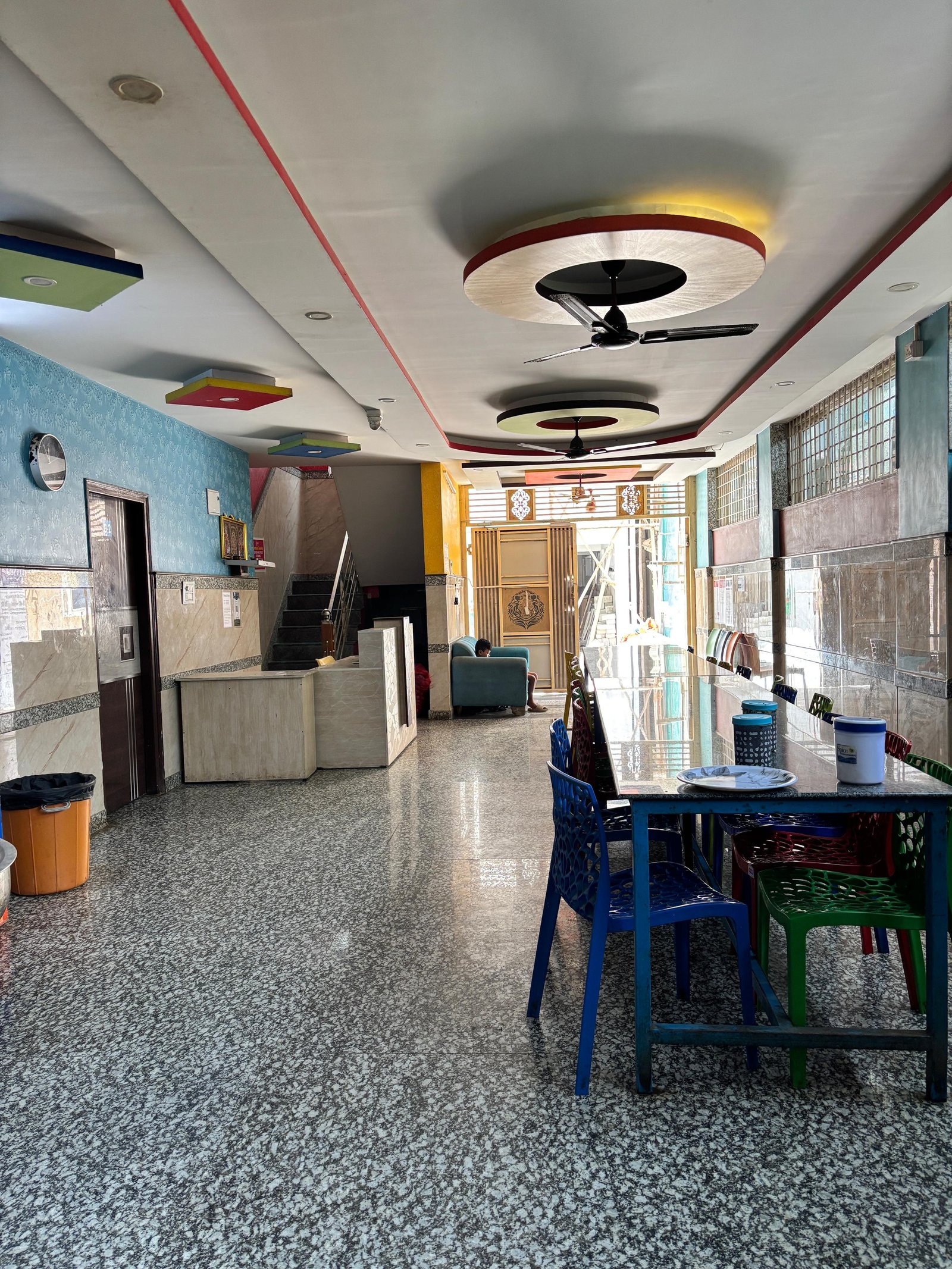 Zesto Blue Pearl Gents Luxury PG